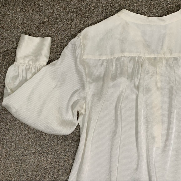 Rye Grass women’s Ivory color free flow Blouse top Size L - Picture 10 of 11